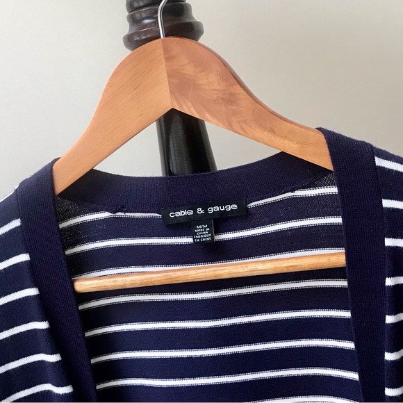 Cable & Gauge Cardigan - Picture 4 of 8